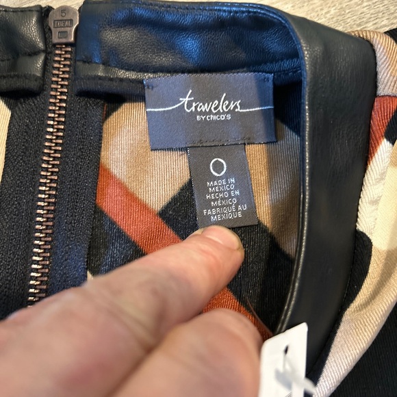 Chico’s Travelers Graphic Printed Midi Dress Size 0 Nwt’s 109$ - Picture 6 of 12